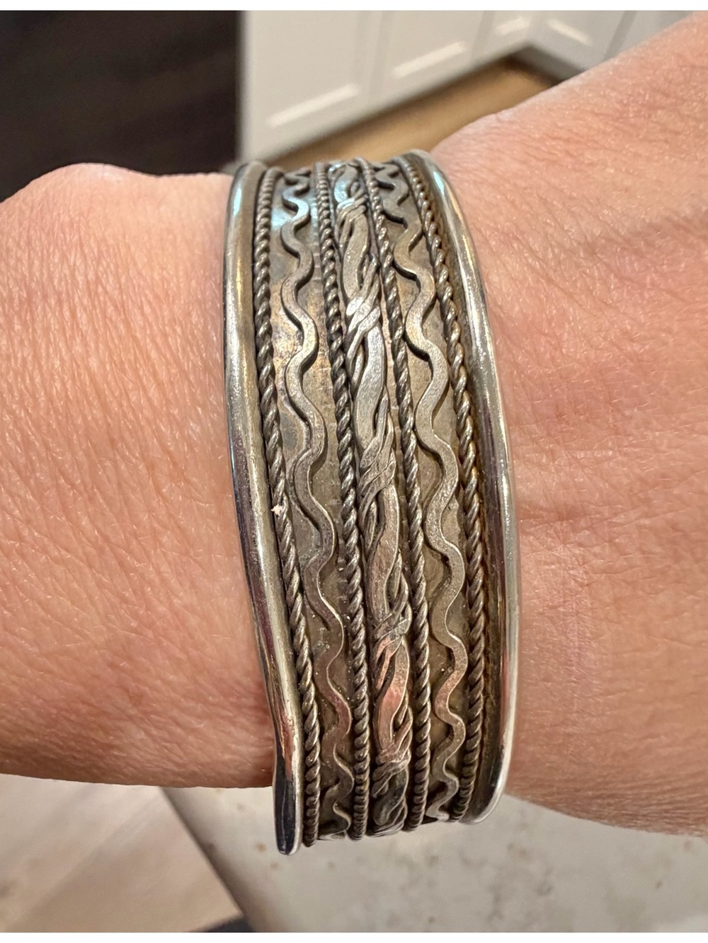 Vintage southwestern Style Silver-Tone Textured Braided Cuff Bracelet